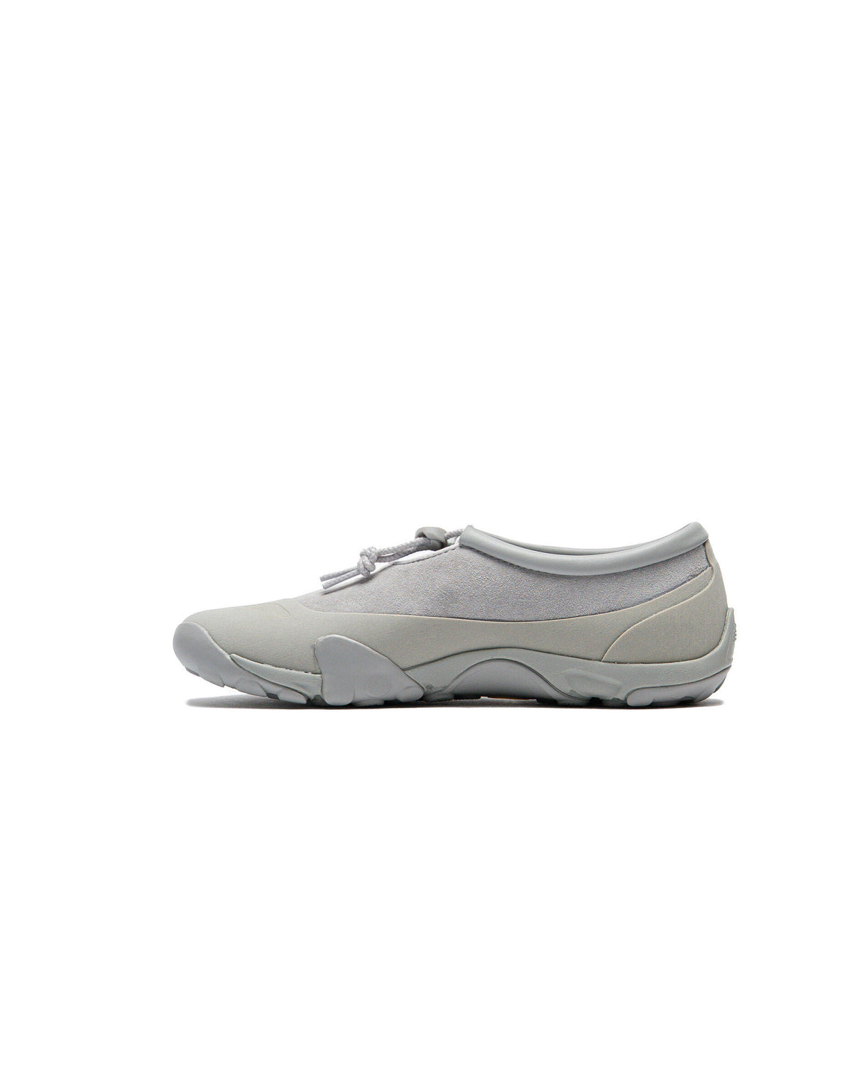 New Balance MT10T Men - Raincloud / Concrete - three-quarter view