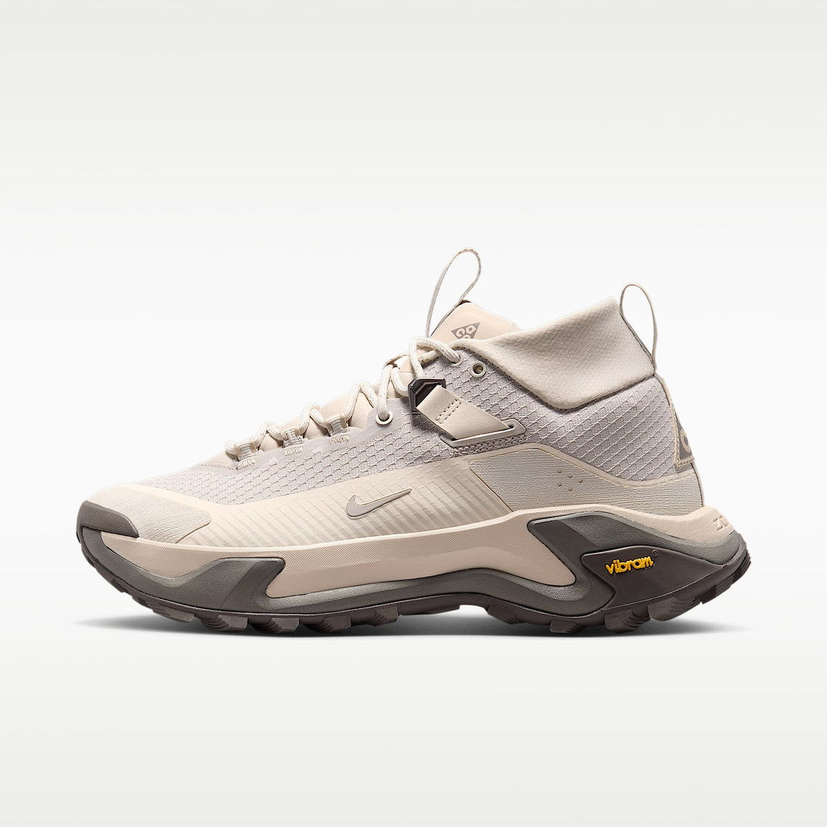 Nike ACG Zegama Hike Women product view 1 — Cream