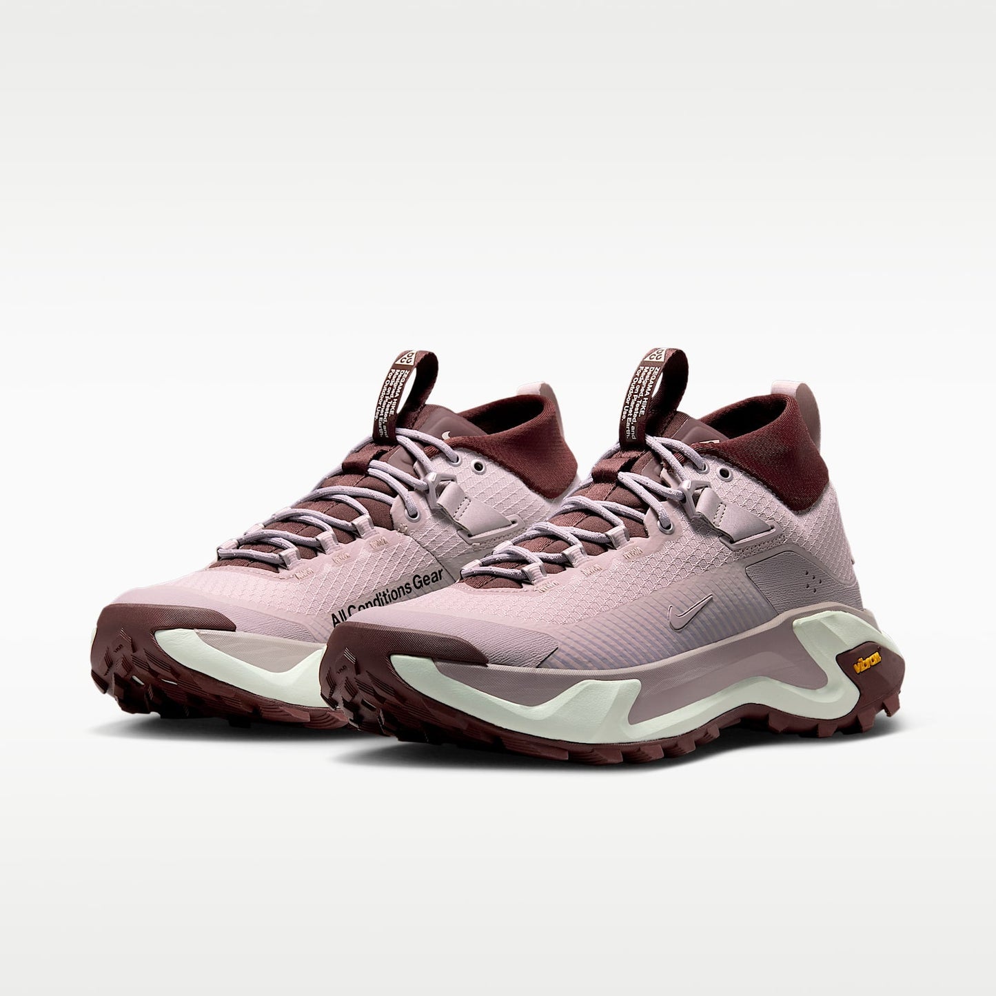 Nike ACG Zegama Hike Women product view 5 — Purple