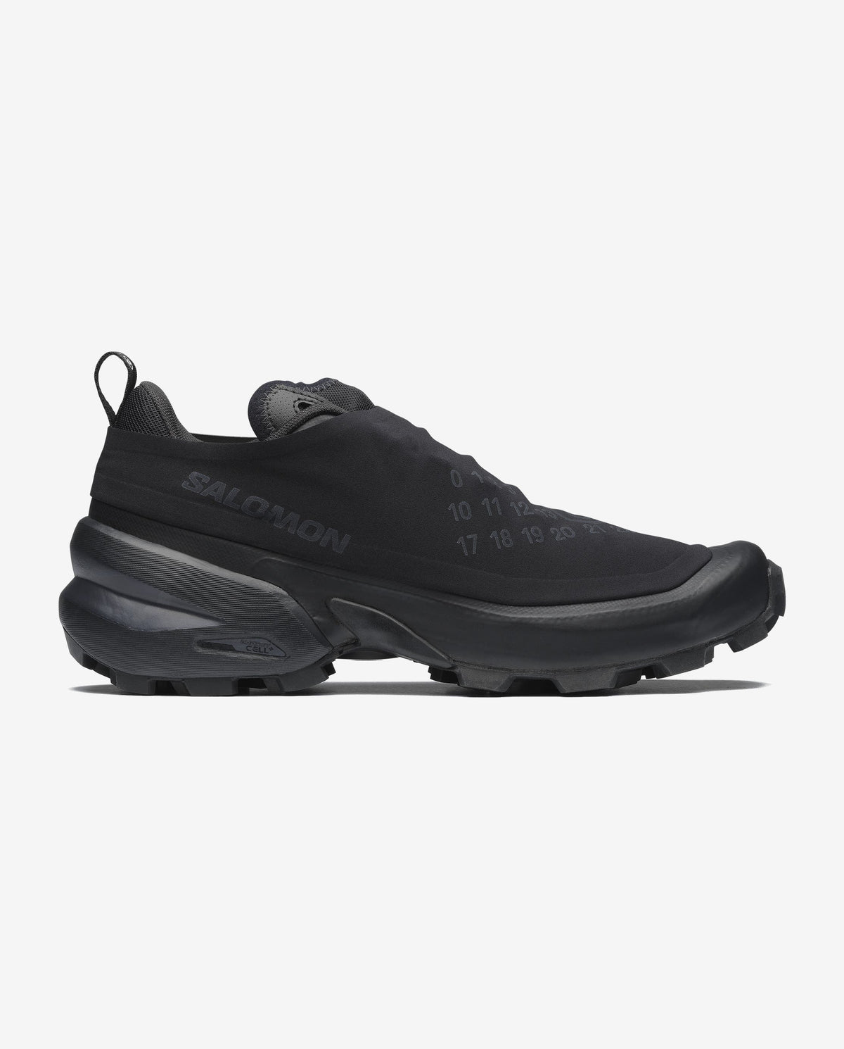 Salomon Cross Dust MM6 MAISON MARGIELA product view 1 — Black