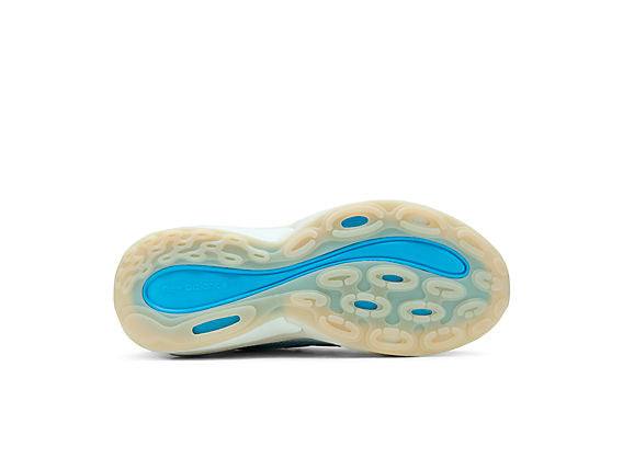 New Balance AC Runner Women product view 6 — Sea Salt / Altitude Metallic