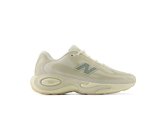 New Balance AC Runner Women product view 2 — Angora / Linen