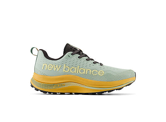 New Balance FuelCell SuperComp Trail Women product view 2 — Clay Ash / Dried Apricot