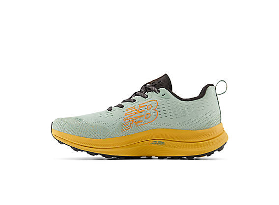 New Balance FuelCell SuperComp Trail Women product view 3 — Clay Ash / Dried Apricot