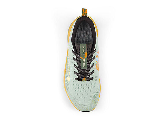 New Balance FuelCell SuperComp Trail Women product view 4 — Clay Ash / Dried Apricot