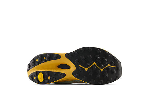 New Balance FuelCell SuperComp Trail Women product view 6 — Clay Ash / Dried Apricot